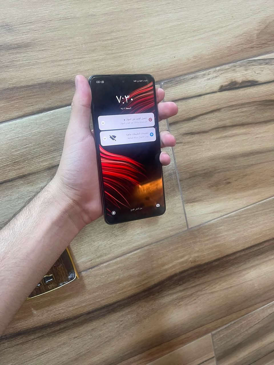 السلام عليكم.
Poco X3 pro.
الجهاز حلو نضيف. 
ذاكرة 256.
60 فريم في ببجي.
كله بلادي مامفتوح شرط.
الجهاز سلس وحلو وكاميرات حلوه وصوت واتصال و سيمكرت كله شغال.
سعره مناسب.
ويرهم مراوس.
هــــ. ***********
موجود اتصال و واتس اب و خاص.
