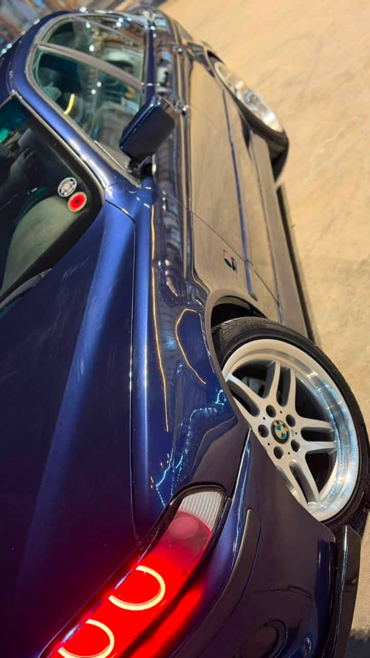 السلام عليكم
BMW 544 داينمو هواا اصل بليته 
موديل 1996 محدث 2003 كامل من دفيوزر ويل دعاميات دوس جانبيه السياره عليه ادامه كامله منظومه مي ومنظومه بانزين كشنات كهرباء تبريد شغال  تدفئه كشنات تراكشن رقم بغداد بأسمي السياره ما بيه اي نقص مازدات جدد منظومه زنون كامله بك لايت led هزه وسنويه حدد تخم تاير جديد  مكاني بابل شارع الكورنيش السعر 103 
***********
