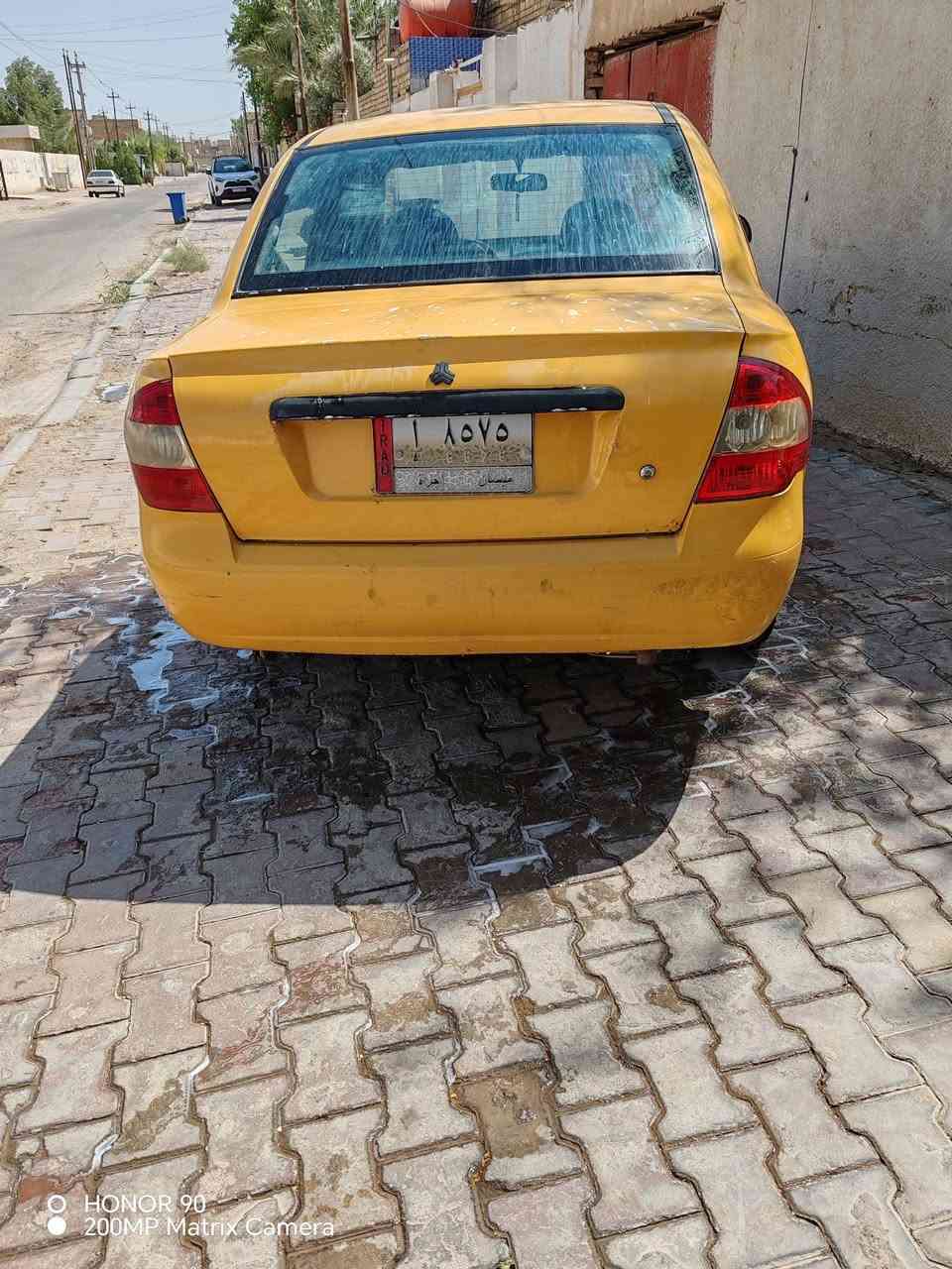 السلام عليكم طيبه 13
سعر 22 سيارة نضيف حلوو 
سنويه صاقط 18 محرك نظيف حدادي جديد تخم تاير بس رابع يفلت 
عنوان العمارة حي حسين جديد 
***********
غير موجود ع فيسبوك

نص مكتوب في الصور:
- O HONOR 90 200MP Matrix Camera
- HONOR 90
- 200MP Matrix Camera
- O HONOR 90