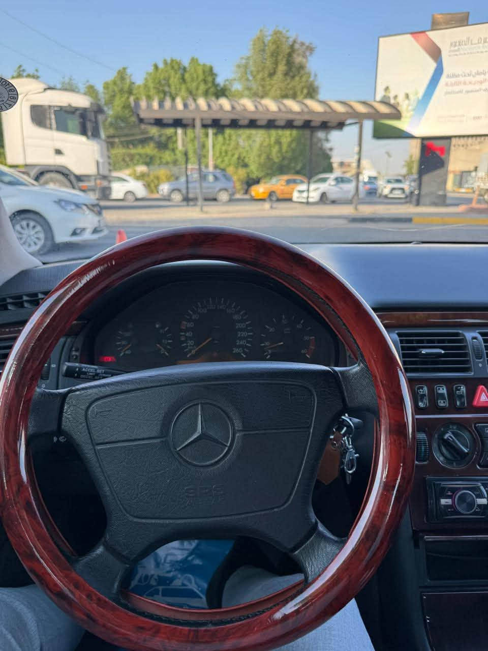 مارسيدس ام عيون موديل 1999 محرك V6 كير D4 سياره خير من الله تبريد ثلج نقصهك فقط سنتر لوك ودعاميه اماميه السياره باسمي تحويل ثاني يوم
السعر 85 وبيه مجال حك الجية
***********
