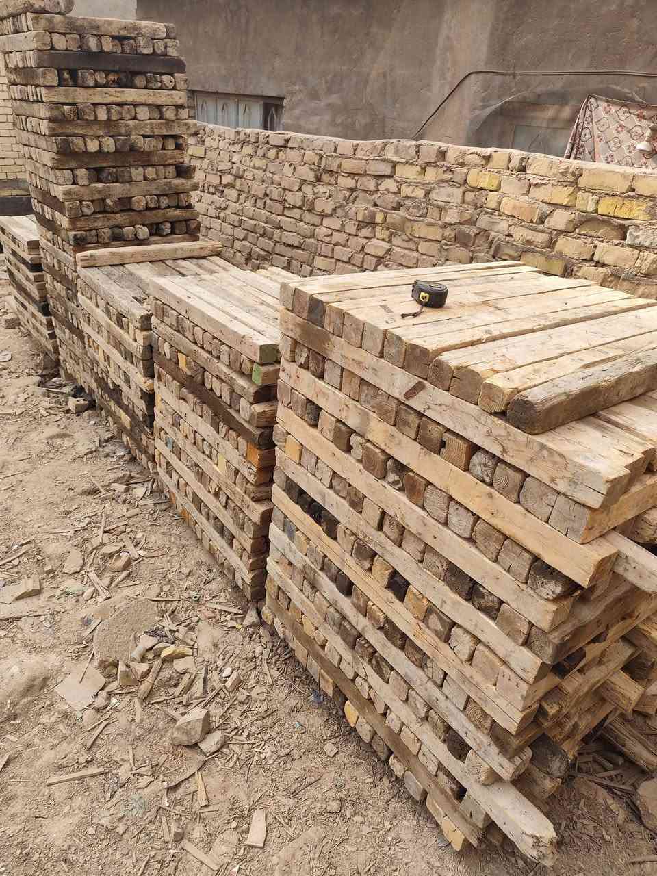 السلام عليكم مقاصير سير ولوح  مختلف الاطوال
 العدد 14 مكعب السعر  مناسب جدا 3مليون
العنوان بابل هاتف ***********
