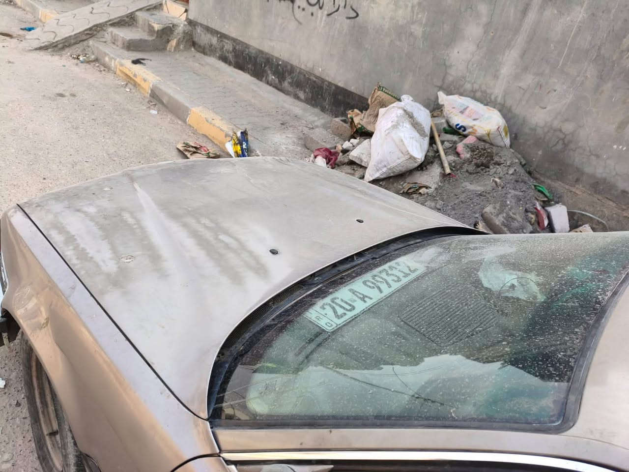 بي ام 735 • ١٩٩١ • فتحة سقف
