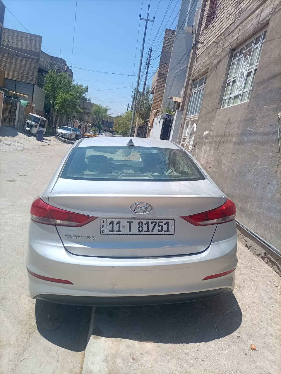 لانتره ٢٠١٨ سياره موضح بالصورة السونار كير مكينه خير من الله تخم تأير جديد صدر امامي خلفي جديد مابيه صبغ فقط البنيد كمبريسر عاطل ماشيه ١٠٠ السعر ١١٥ وبيه مجال ***********
