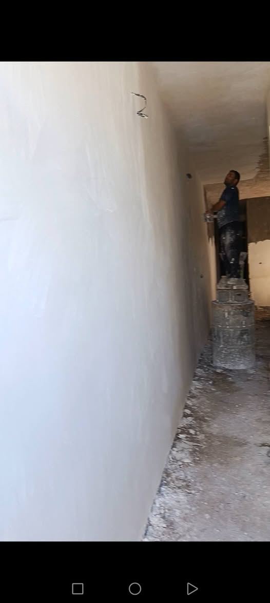 خدمات شارع مقرنص ماء وكهرباء

السعر ٤٧. مليون بي مجال بسيط

المساحه ١٠٠ متر

الخدمات طرمه
استقبال مدخلين
مطبخ كبير  منور
حمام داخلي
غرفه نوم
بيتونه كبيره

بيت جديد
الرضيه رفت
لمجاري
سقف صب مسلح
بيت قيد لعمال
باقي يام قليله يخلص
تستلم مفتاح
لمكان حي البساتين حي صدرين
*********** واتساب
