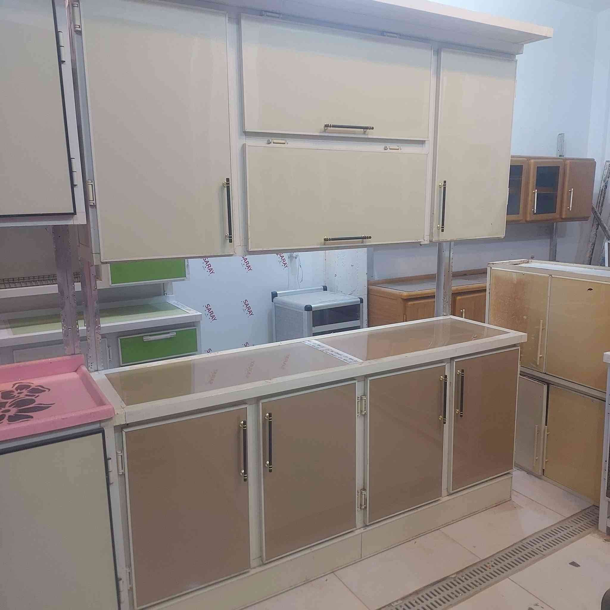 كاونتر تسكام مستعمل قليل مترين والسنك متر ونص مرمر بالحمزه الشرقي حي الحسين

نص مكتوب في الصور:
- ك قبل دقيقة واحدة