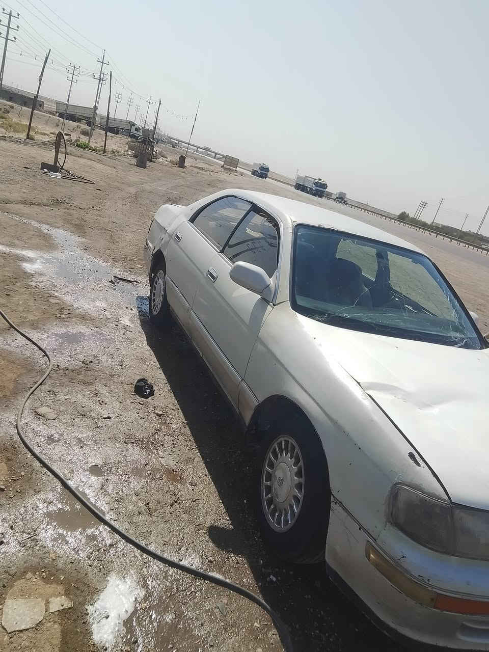 السلام عليكم سياره بطه منفصل مكينه وكير 2 ونص حداديه حلوه كهربائياته شغاله سياره فقط بيه نقل جثه سياره سنويه الاصليه ضايعه بس استنساخ سياره عوزه ترتيب بصيط سياره أتعهد لك بس من الحلال والحرام مكان السياره بصره-سفوان رقم الهاتف ***********
