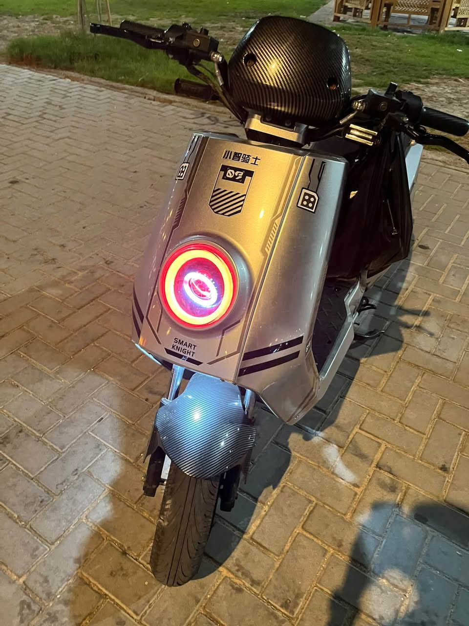 سلام عليكم دراجة كاسحه مديل 2025
6 باتري حجم 32 دبل

سرعه 65حقيقي دراجه طياره✈️

الدراجه كلش حلوه و نضيفه المداكر كاربون فايبر 

نضامR رجوع بيه ام بي ثري

دبل اشاره اشاير يمنه ➡️و يسره ⬅️

الدراجه كامله مكمله لايت عالي ناصي🔦 نشره🚥 بطاريات نضاف كلش السعر575الرقم ***********العنوان البصره القبله حي القائم  الدراجه نازله حاويه من الصين ما صاله هواي
