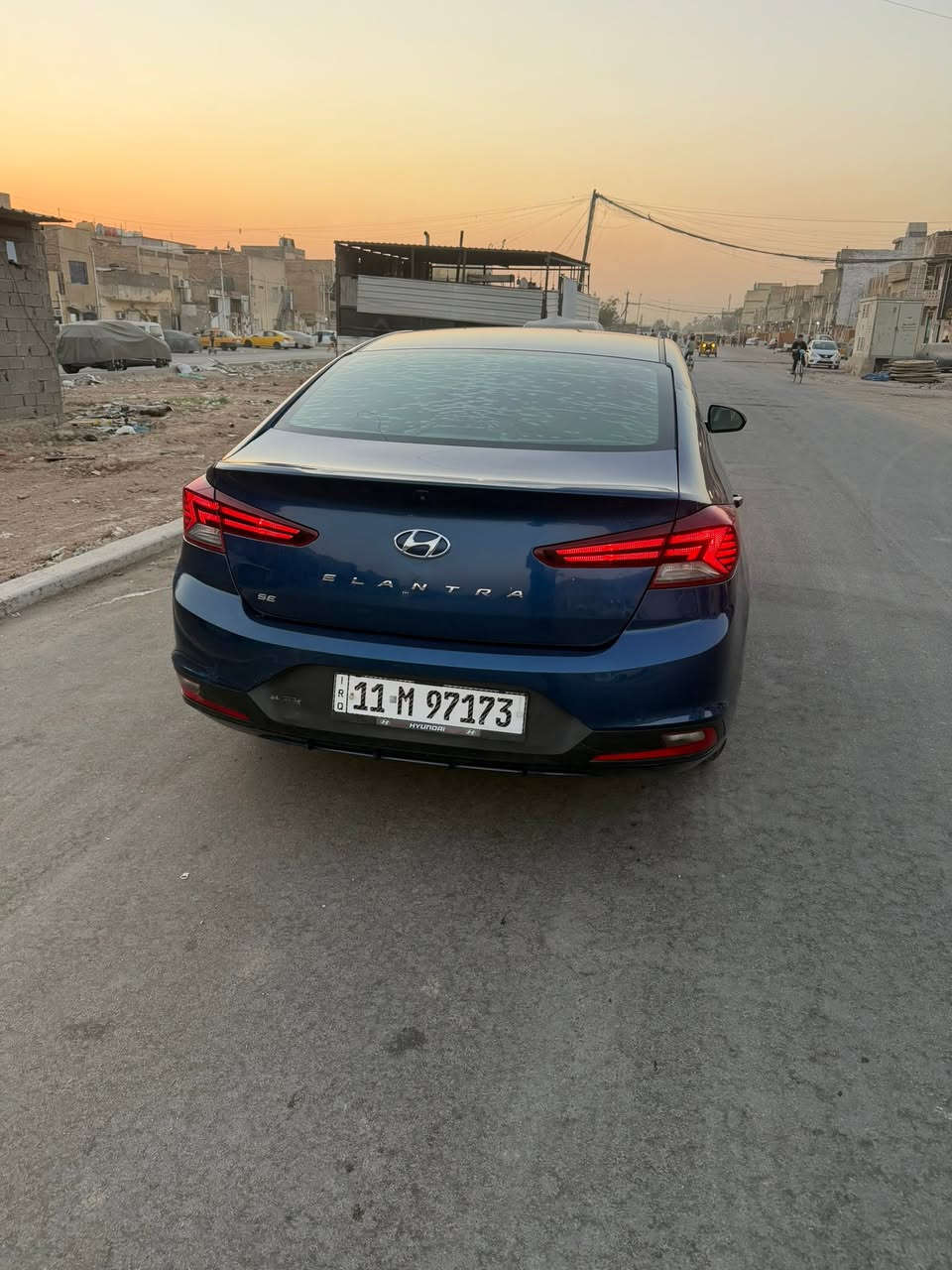 السلام عليكم 
النتره موديل 2019 
وارد امريكي نص فول 
تحكمات ستيرن 
كامره خلفيه 
شاشه صغيره 
حادثها قطعتين جاملغ وبنيد مصلحات نفسهن 
لا لغد ولا شاصي 
ايرباك ستيرن فقط 
تبريد مكفول كير محرك كله مكفول
السعر 115
مكاني بغداد مدينه الصدر 
رقمي ***********
