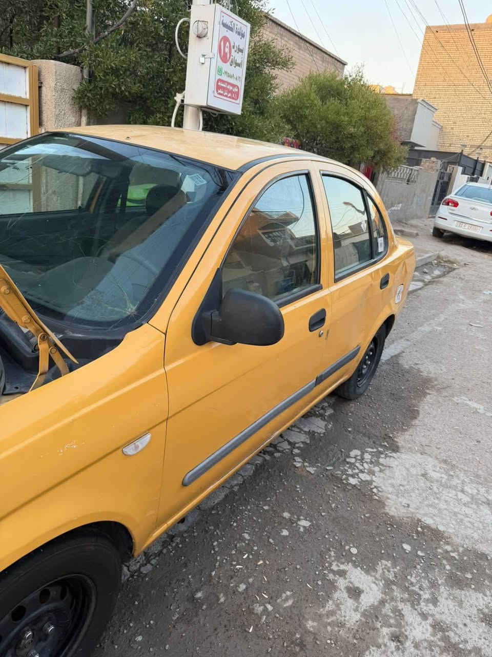 السلام عليكم
للبيع سيارة طيبه موديل 2016
✨ سيارة نظيفة ومرتبة ومهيأة للشغل
❄️ التبريد شغال
🔧 جاهزة للاستخدام 
✅ الغرفة نظيفة ومرتبة

📍 الموقع: بغداد 

📞 للاستفسار :
***********
