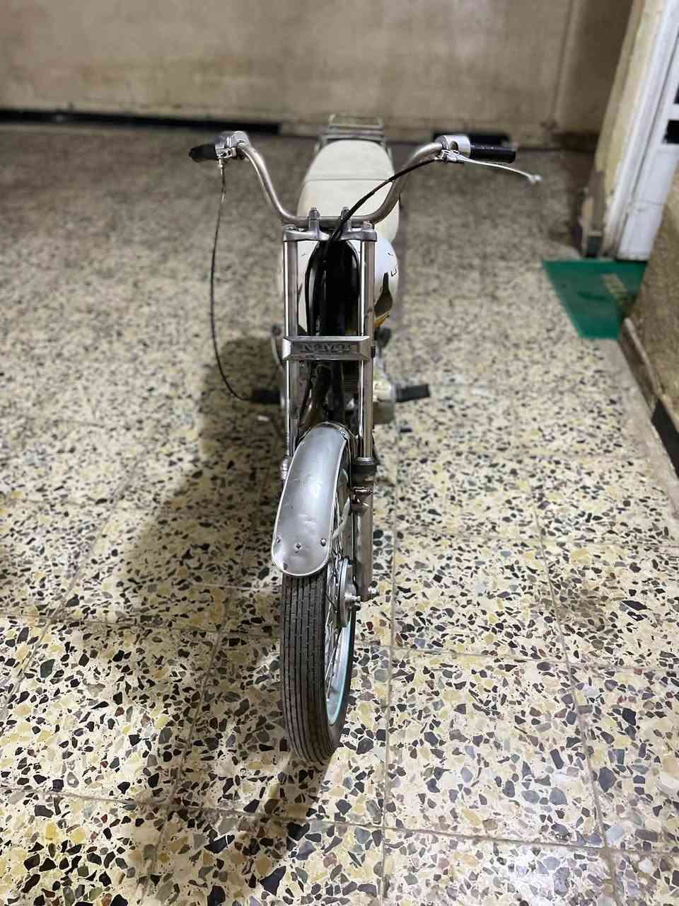 ايرانية • اربعه كير • بها مجال
