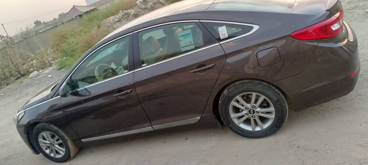 سوناتا ١٧ وارد امريكي سياره جاهزه من كلشي بسمي
الحادث خشم البنيد بدون تبديل بدون دواخل مكفوله من الصبغ عدا البنيد مصبوغ باقي كفاله 
السعر ١٣٠ بيه مجال ممتواجد ع الفيس هذا رقمي *********** بي وتساب
