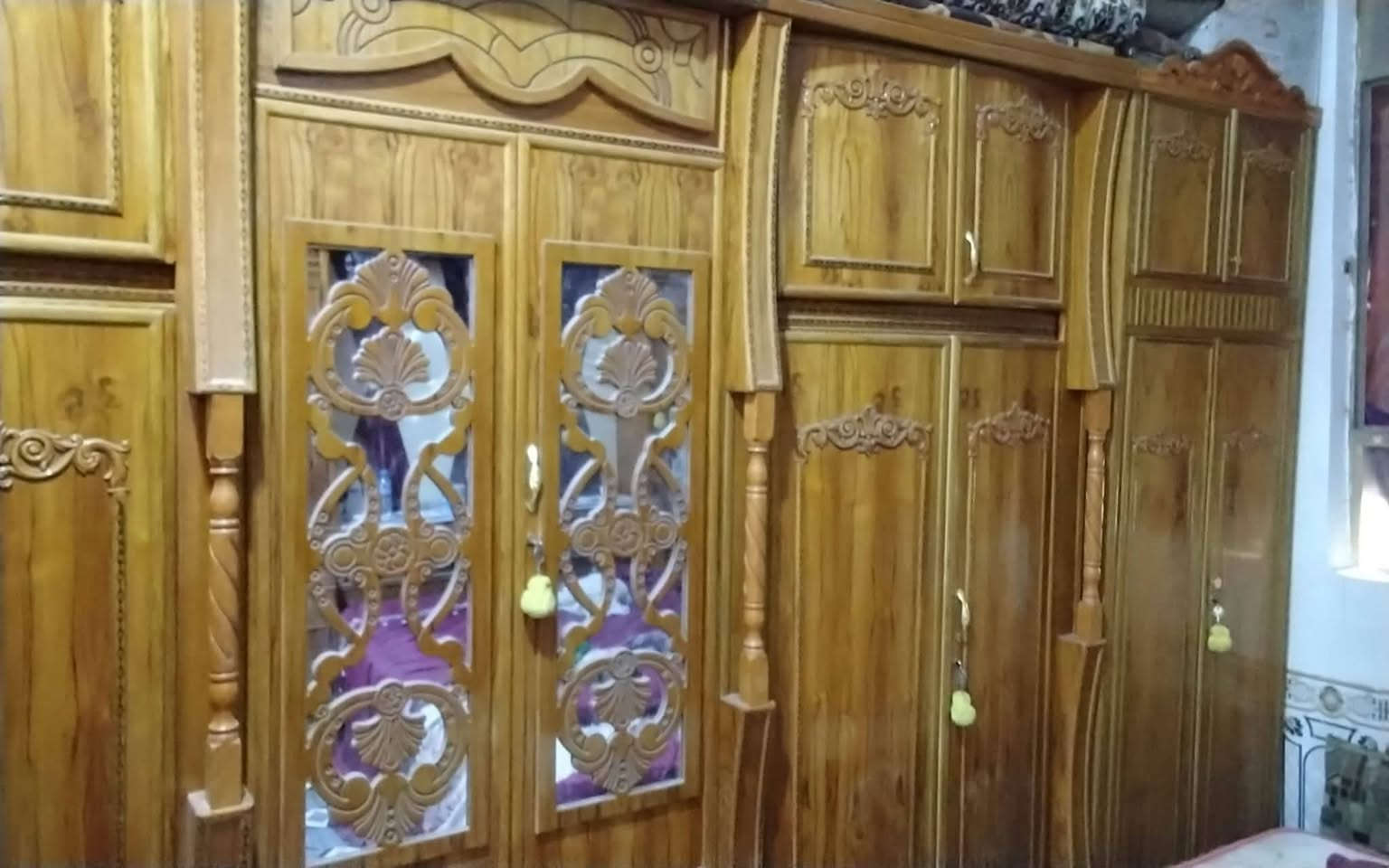 للبيع غرفه خشب تسگام
مكان الحمزه الغربي
