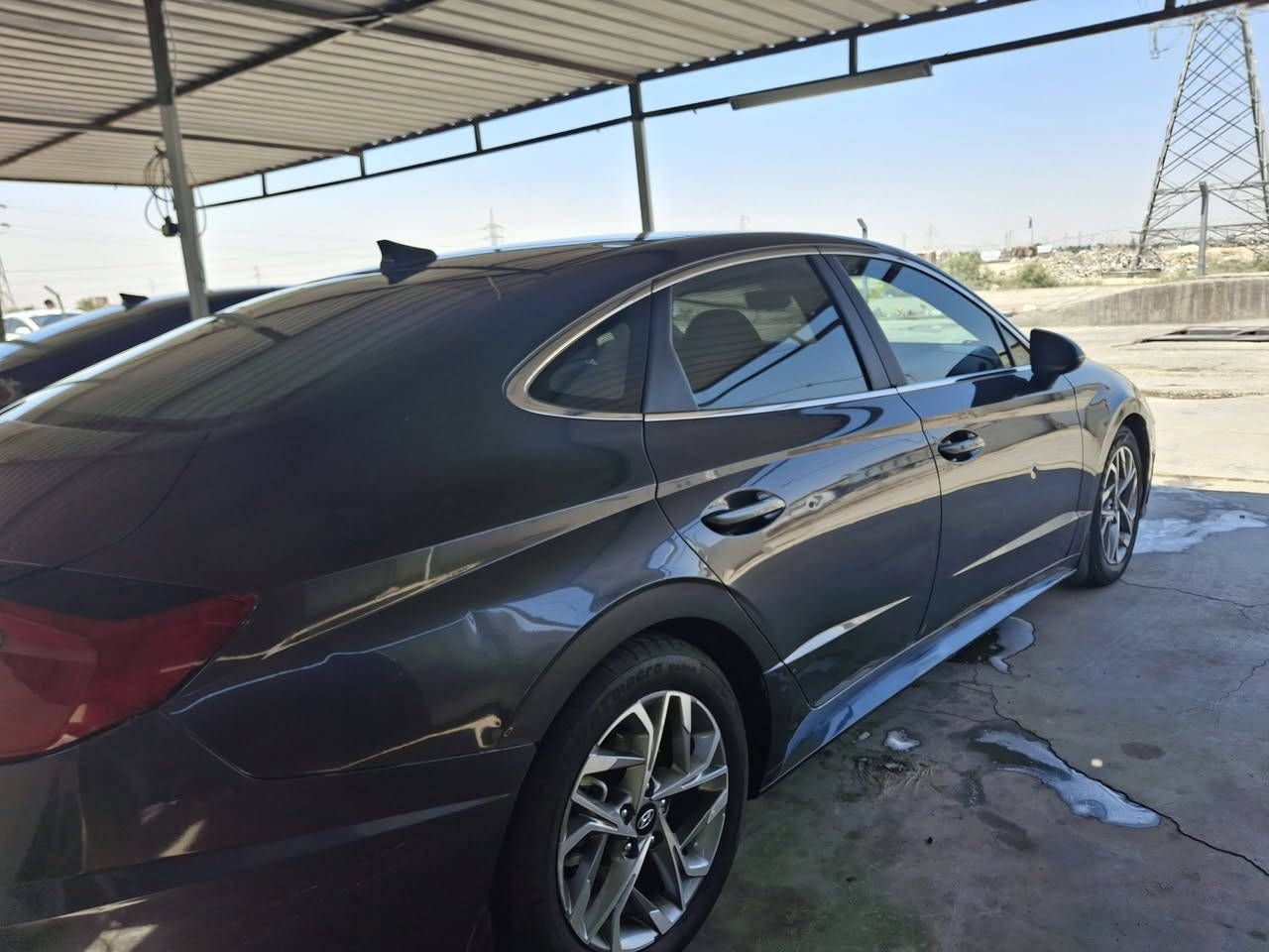 سوناتا مديل 21 رقم معوقين السعر 130 وبيه مجال بسيط  باقي التفاصيل الاتصال برقم *********** واتساب

