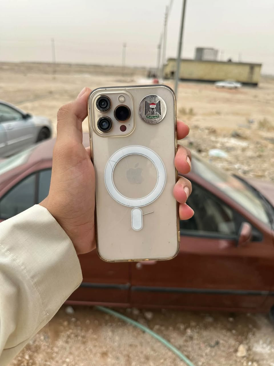 آيفون 13 برو ماكس • بطارية ٧٦٪ • كاميرا بحاجة تبديل