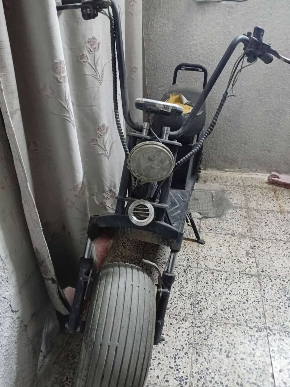سلام عليكم دراجه.شحن لبيع بطاريات جديده سعره 450وبيه مجال بسيط رقم *********** مكان بغداد الحريه الدولعي
