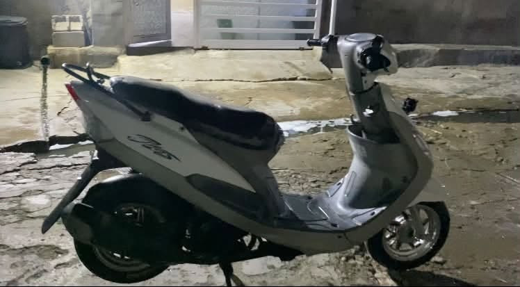 سلام عليكمً دراجه ماكس قجمه للبيع بيهه اوراق اصولي مكينه ما مفتوحه سعر 550 وبي مجال الاستفسار على هاذ الرقم ***********
