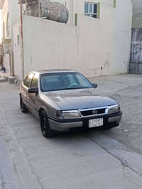 اوبل فيكترا • ١٩٩٠ • حجم ١٦٠٠