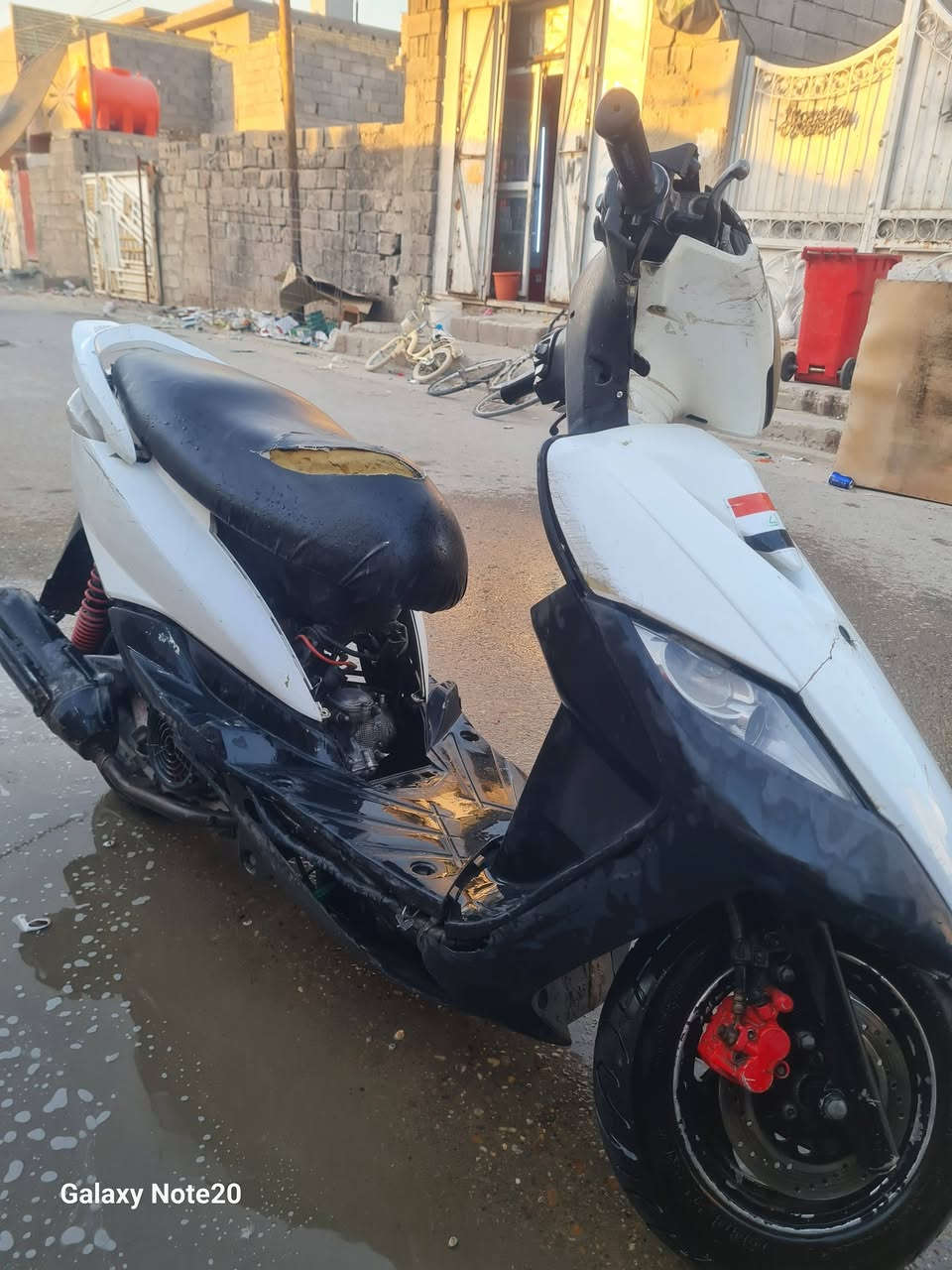ماطس ثعلب شغاله كله بس فقط القبق نال هندر مكسور البارحه نكسر قيم يعجبني سعرك ابيعلك بغداد شعب ***********

نص مكتوب في الصور:
- Galaxy Note20