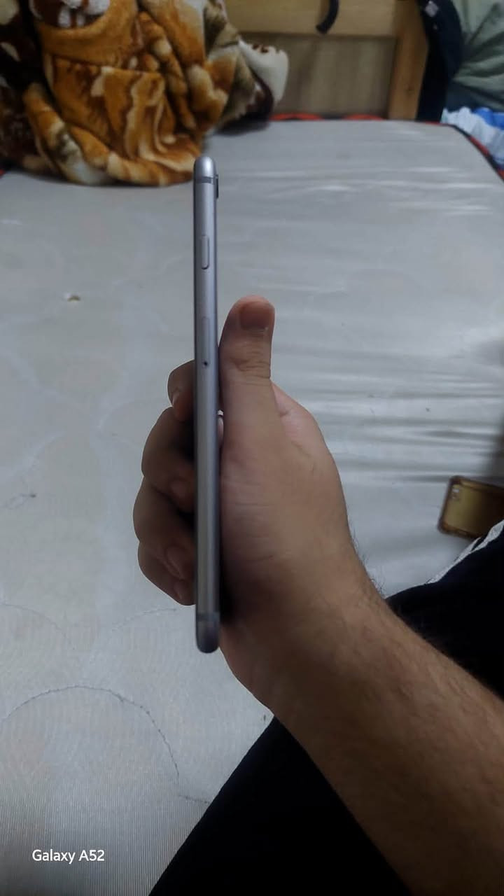 السلام عليكم
للبيع مستعجل
ايفون سكس اس بلاس 
128GB
الجهاز مستبدل فقط بطاريه
الجهاز سماعة المكالمات عاطلة يعني الا سبيكر يلا تتصل
انترنت سيمكارت تواصل كله شغال فول 
الجهاز مشكلته فقط مرات يشكل من يحمه وشي طبيعي لان الجهاز قديم لا تعلي سقف طموحاتك بي يفيدك شريحه ثانيه وللماعنده همين يفيده
رايده ب ٣٠ الف رجاء لا تكسر بسعر تره ماكو هيج سعر بالكون كله 
مكاني بغداد وتحياتي الكم❤️
***********واتساب
