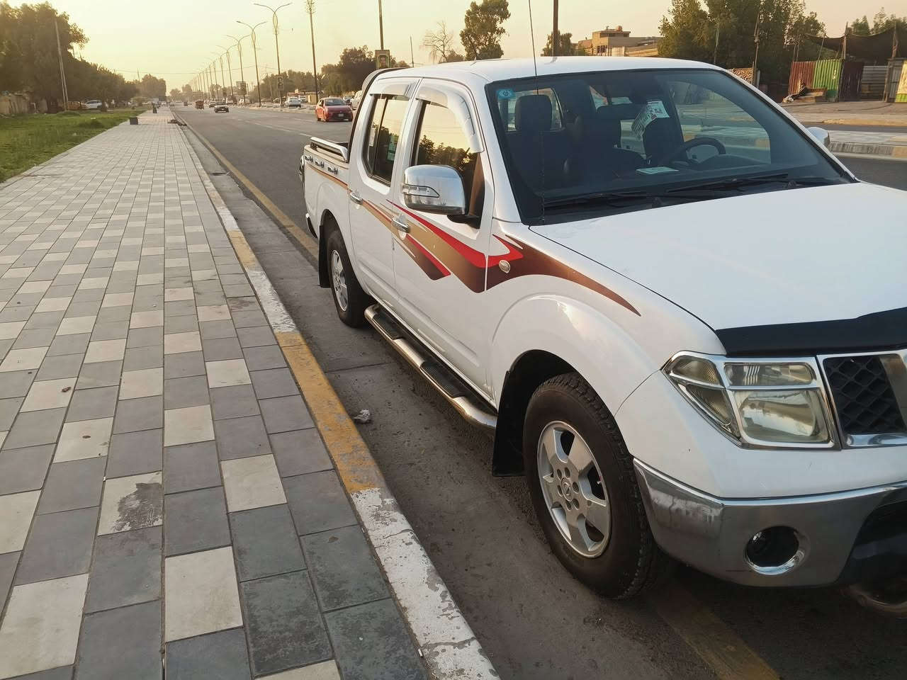 سلام عليكم بيكم نيفاره 12سياره جديده مكفوله عده شبرين صبغ بل جاملق الخلفي والباقي مكفول مكان بغداد العبيدي السعر 100رقمي ***********
