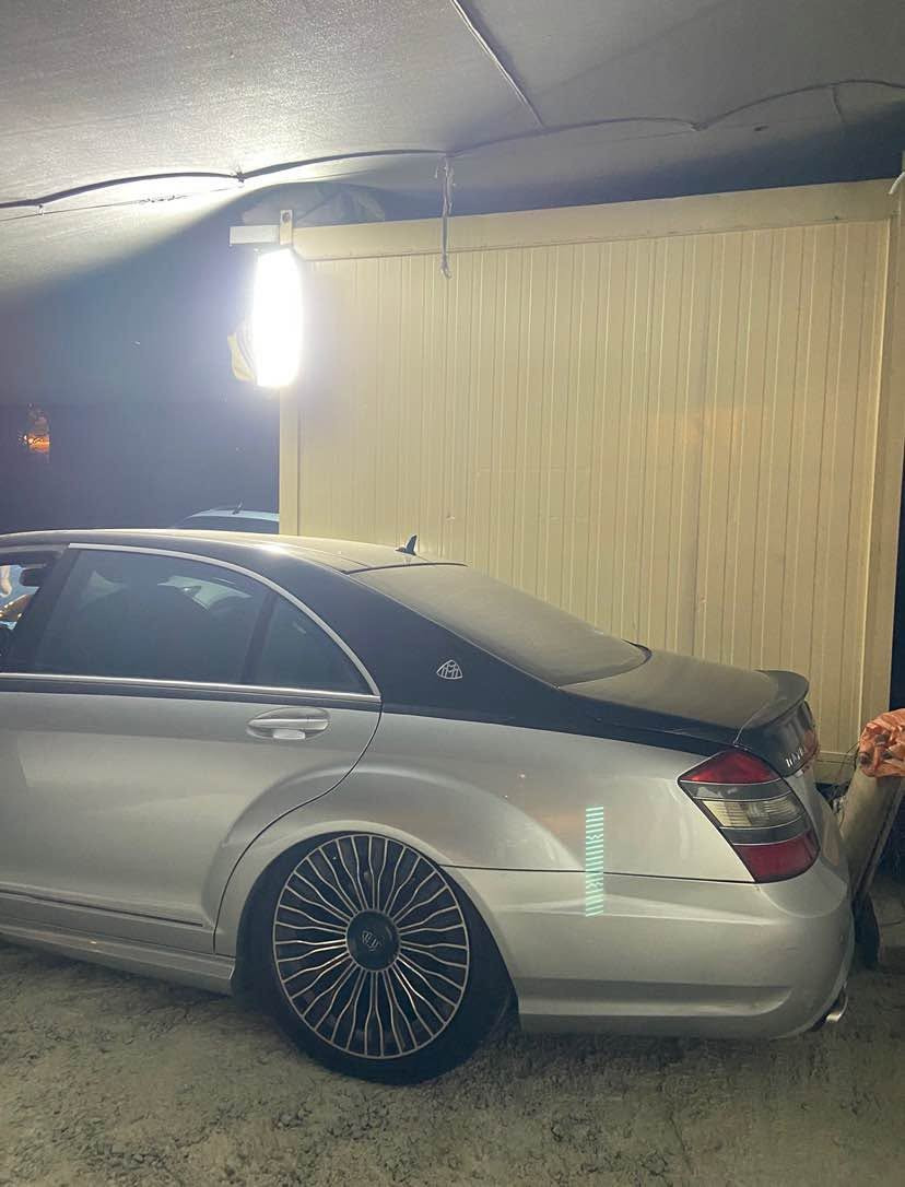 Mercedes 550 4matic 2008
فول فول✅
٨ بستۆن بێ تۆڕبۆیە
دەبڵ ئەکسل
پانۆراما
دەرگا لارج+شەفت
کوشن کارەبای+هیتەر
کوشن خەزن ٥ مۆد
دەبڵی چوپ بیلاد
٥ پەردە کارەبای
تەحەکومات سەر سکوان
هیتەر جام+ئاوێنە کارەبای
گێرو مەکینە کارەبای بە شەرت
سەیارەکە براوەیە 
گۆڕینەوەش ئەکەم لەسەر دڵ گرتن
سعری ٧٠ گەڵایە مەجالێکی تیایە
لە سلێمانیم *********** السليمانية, العراق
