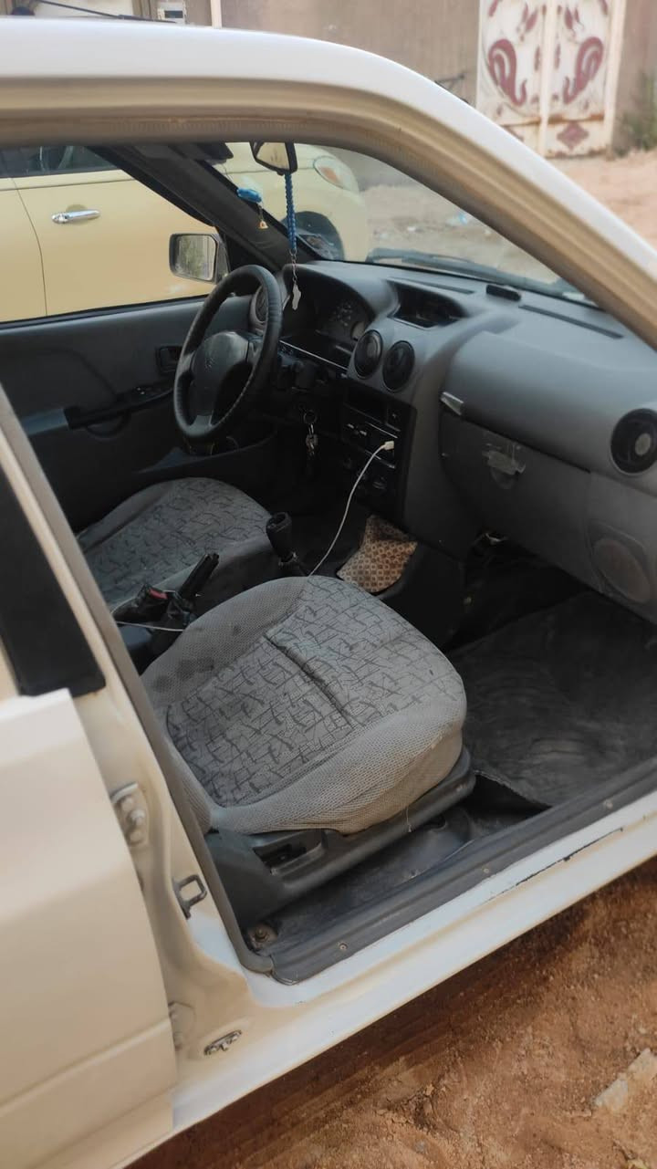 مراوس بيجو سمند شعندك نزل سلام عليكم سياره سايبه للبيع موديل 12رقم نجف سياره جاهزه من مكينه وكير وحداديه وتخم تاير وكهربايات سياره حلوه ونضيف لايتات زنون سياره بيه بنيد مبدل فقط وبيه باردات معجون باب الوره مال صوب السائق والجاملغ امامي شويه فقط سياره حلوه ونضيفه كلش كدام العين  مكاني نجف حي نداء ***********
