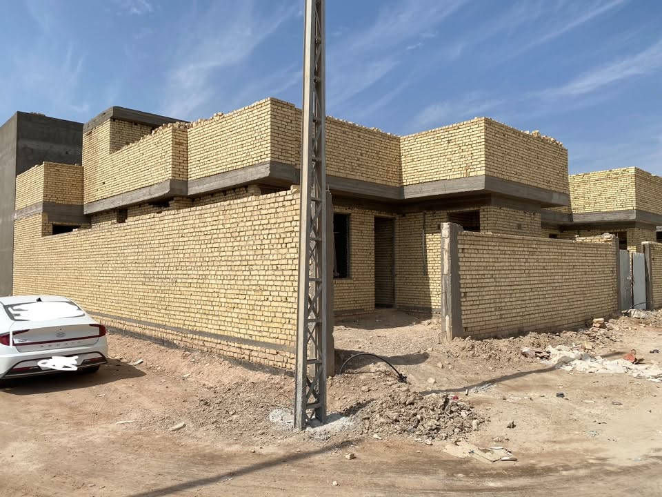 🔺بيت ركن مساحته 250م.
🔺موقعة الشارع الفاصل مابين مجمع بن يقطين والمحاميد ، مقابيل شارع 30 .

🔺مكان البيت مستقبلاً تجاري جداً.

الخدمات المنطقة  ماي كهرباء كامل♦️

🔺مطلوب للمصرف العقاري 107.

🔺سعر البيع 75مليون بيد البائع

للأستفسار تواصل  اتصال او وتساب فقط 

***********
