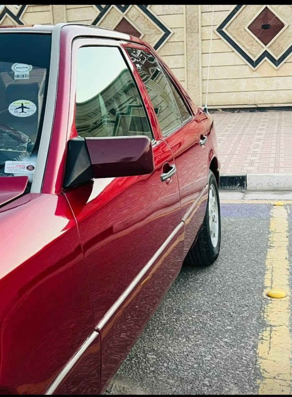 سلام عليكم مارسدس دب محرك بلادي 6 سلندر سياره جاهزه العنوان بغداد الرقم *********** السعر 70 وبيها مجال
