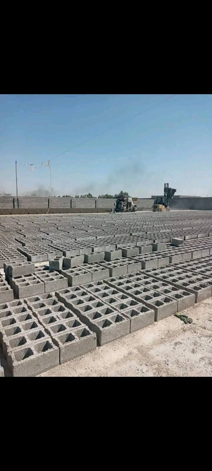 حياكم الله يوجد لدينا شتايكر ملون وعادي قياس 80*80//60*40/40*40كذالك يوجد لدينا بلوك اوتماتيك حراري للاستفسار الاتصال على الرقم ***********.

نص مكتوب في الصور:
- أبو حسن للكاشي والشتايكر جودة عالية .. أناقة في كل تفصيلة درجة أولى يوجد لدينا شتايكر 80×80 40×60 40×40 متواجد واتساب بغداد - الكمالية *********** كذلك يوجد لدينا بلوك .. شتايكر بتصاميم عصرية كاشي بجميع المقاسات والأشكال