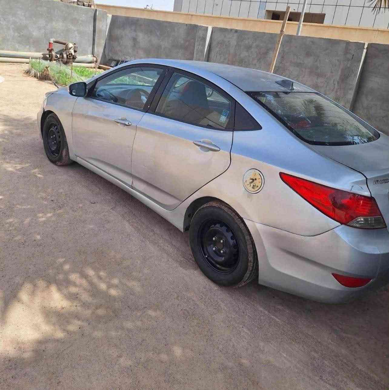 🚘 للبيع أكسنت 2013 خليجي

🔹 موديل: 2013
🔹 خليجي
🔹 مكينة 1.6
🔹 السيارة مناسبة للاستخدام اليومي
رقم بصرة انكليزي تحويل بيومها 

💰 السعر62 وبيها مجال بسيط

📍 المكان: البصرة ( قضاء المدينة) 
رقم الموبايل واتساب ***********
بيها ضربة بالصندوك القرنة, البصرة

نص مكتوب في الصور:
- 2 من 7