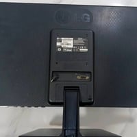 شاشة • ١٩بوصة • كمبيوتر كاميرات
