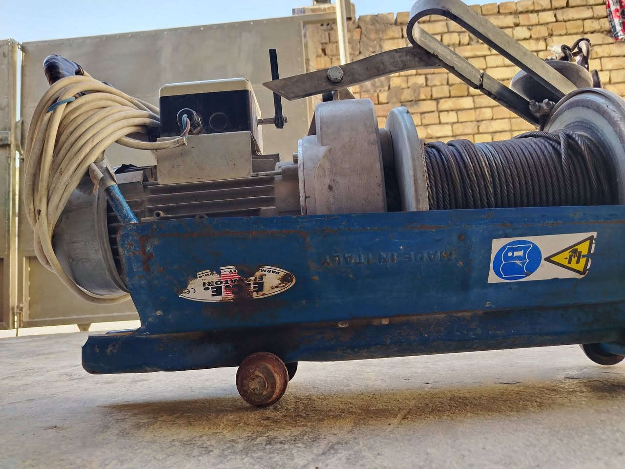 نحاله كامله لبيع مكان بغداد ابو غريب سعر 850تصال عل رقم ***********
