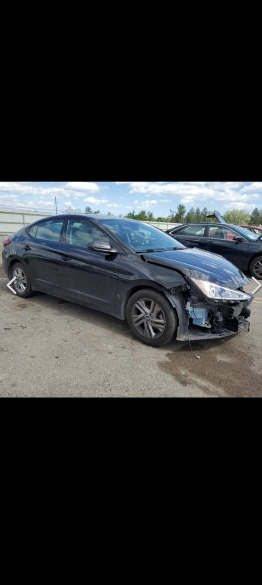سلام عليكم  النتر لبيع موديل 19 نص فول منضومت غاز محرك الفين مفتوح تخم تاير صدر جديد منضومة تبريد جديدة سونار موجود بل منشور السعر 125 عنوان بغداد حيور سبع قصور متواجد هذة رقم بس ***********
