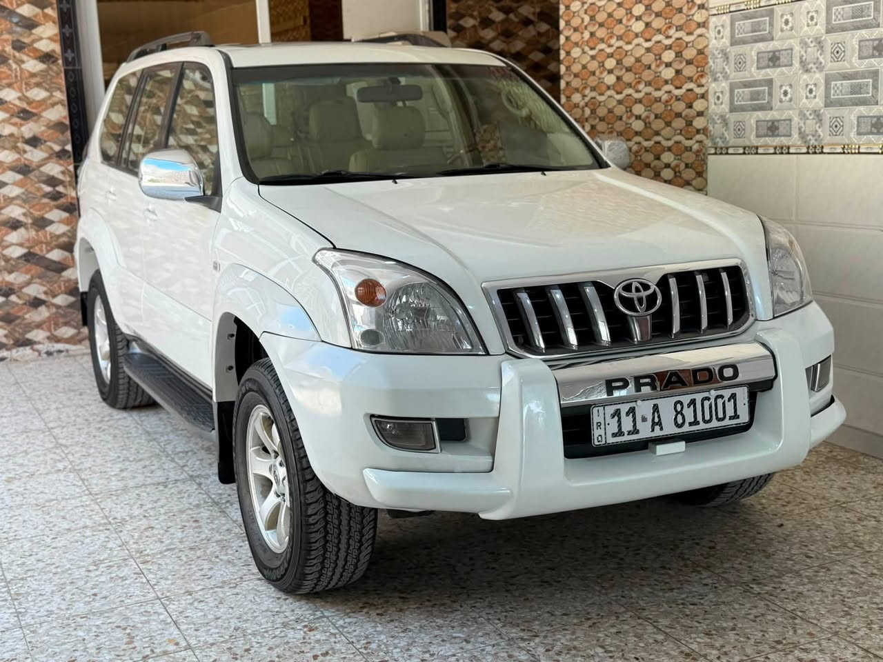 السلام عليكم برادو VX كويتي 2009 سعرها 160 ورقة رقم بغداد بسمي فول مواصفات 6 سلندر بيه صبغ جاملغات امامي معه ركن البنيد بدون دواخل سيارة جديدة و جاهزة محرك كير مكفولات صدر امامي خلفي جديد تخم تاير جديد للاستفسار *********** السعر 160 ورقة مكان بغداد بيع فقط
