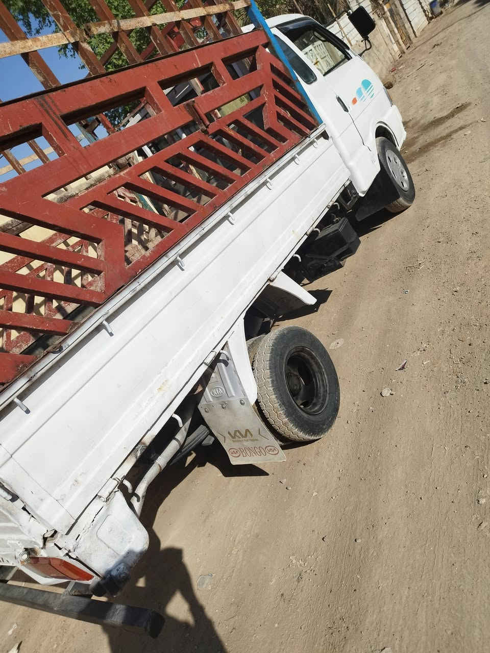 موديل 94
السعر 50 وبيه مجال سبعه جنكال سنويه صارله 5يوم من مجددا كير واكسل وشاصي كهربائيات مكفولات بس مكينه بيه خيط تحويل ثاني يوم  العنوان ديالى بعقوبة 
***********
