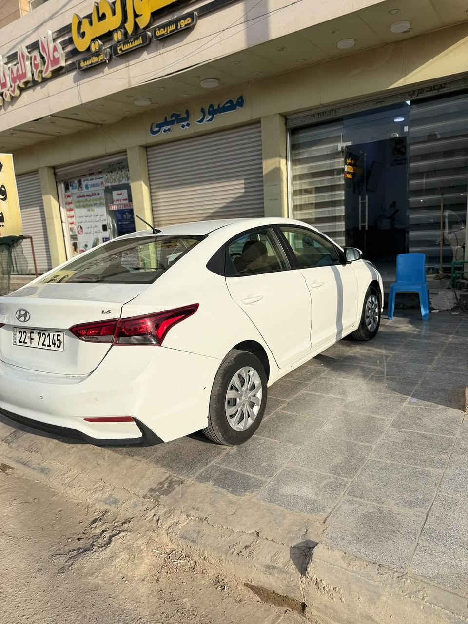 � للبيع هيونداي أكسنت خليجي موديل 2021
🔹 المحرك: 1600 DOHC
🔹 العداد: 110 ألف كم
🔹 اللون: أبيض
🔹 الوارد: خليجي
🔹 الرقم: دولي أربيل
🔹 بسمي السيارة 
🔹 الصبغ: قطعتين ونص فقط 
جنطه جاملغ عكس سايق بجم كبس ربع بنيد صبغ 

💰 السعر: 112 ورقة
💵 بيها مجال للشراي ويدلل

📍 المكان: واسط – العزيزية
📞 ***********
