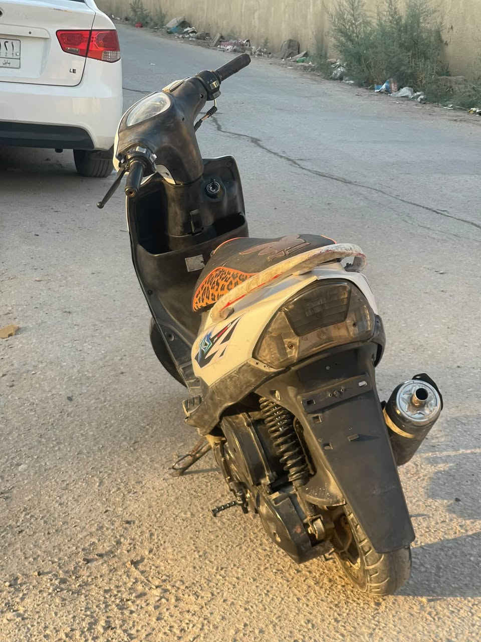 ماكس عدله دراجه نظيفه وجاهزه 
سلف هندر كهربائيات جاهزه 
لايت عداد شغال 
الدراجه مفتوحه ومشتغليها شغل يخبل 
صلنصه Sc صوت يخبل 
دبلات حلوات 
السعر ٤٥٠ وبيها مجال 
استفسار خاص 
مكاني حله
