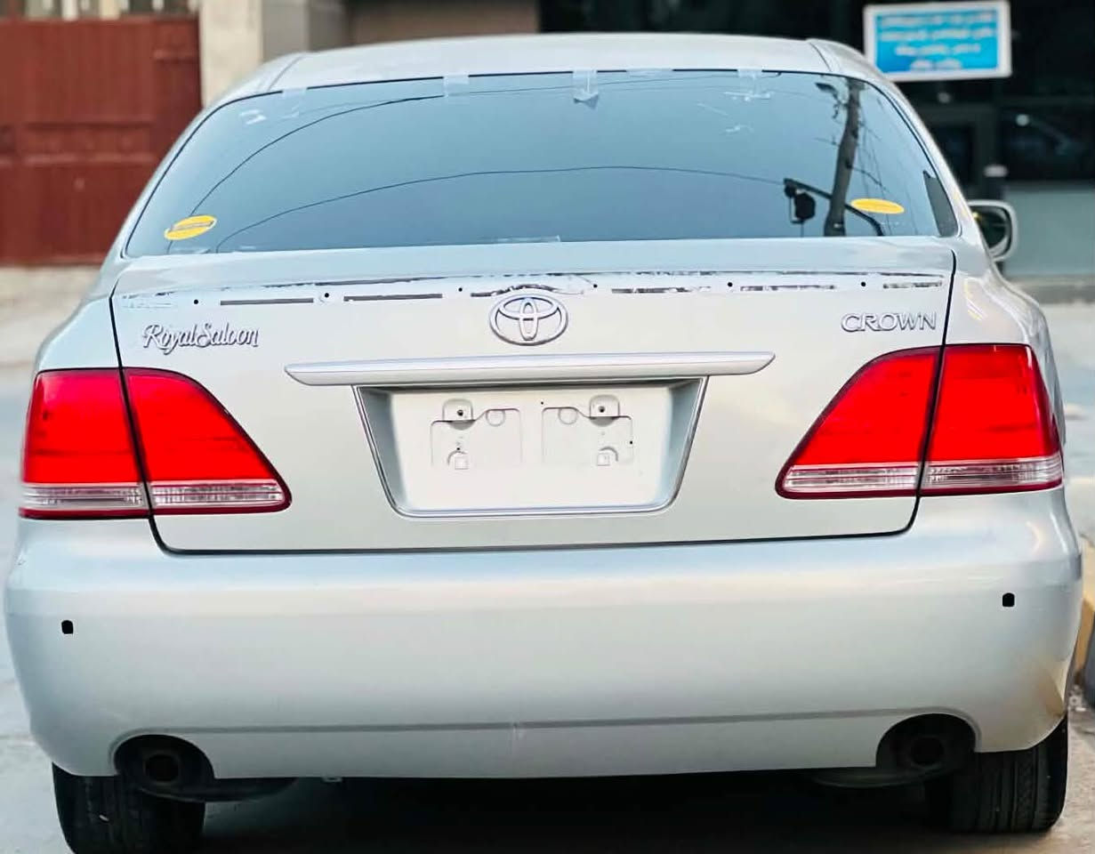 شاهینە بڕاوە ٢٠٠٥ تازە داخل ناوزەرد بەحری
گێڕ و مەکینە بچوک واتە ١٨٠ دژە بەنزین 
بەمەعنای کەلیمە سفرە 
کامل حەمام کراوە کوشن و بەرگەدەرگاو فەرش سندوق کامل
ناو مەکینەی لۆکە ١٤٠ هەزار ڕۆشتوە
مەجموعەی پێشی زۆر تندو تۆڵە سەیارەیەکی زۆر تازەیە 
داعم لێدراو سەقف کەڤەر بەشەرت 
لە سەیدسادقە 
***********
واتساپی لەسەرە
