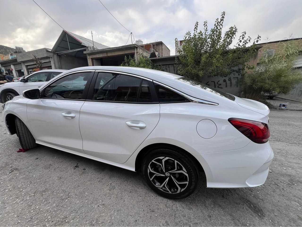 Mg gt ger 7ade سياره نمونه له جواني هيج هيجي نيه ناوسوري بيلادي ٢٥كم. شوين سوران *********** سوران, أربيل
