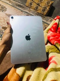 ايباد ١١ برو • ٦٤ • بطاريه ٨٠