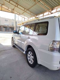 باجيرو • ٢٠١٠ • رقم بغداد