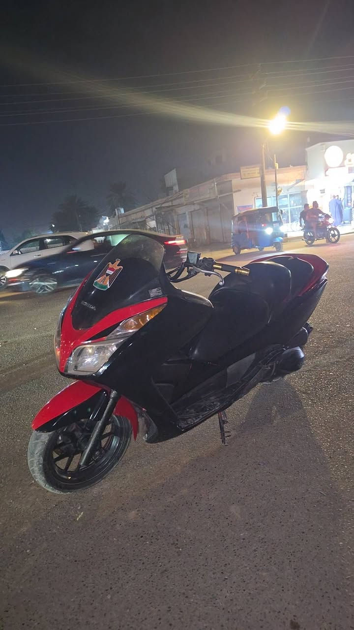 فوزده012 للبيع سعر 11 ونص وبيه مجال
كلشي بلاد بس غلفته للجماليه وفيديو قبل تغليف موجود فول مواصفات فوزده معروفه + كاربون فايبر
