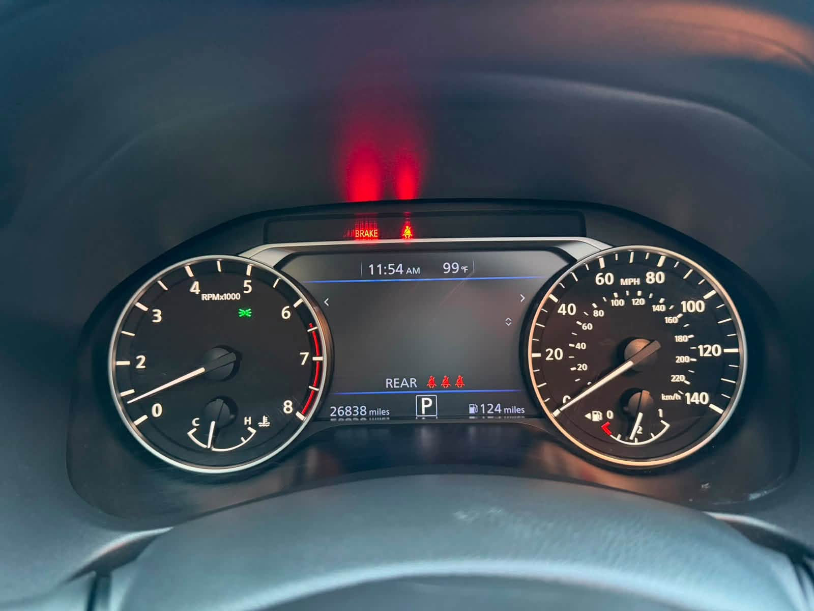 Nissan altima SR plus
فول مواصفات 
موديل 2024 
۲٦ هه زار ڕۆشتوە 
26 الف ماشيه 
تەنها چەمەلەغی لای سایق بۆیاخە 
ڕەسمی دەعم دانراوە 
ايرباك سوكان ته قيوه 
ايرباك ستيرن طاك 
فقط جاملغ السايق صبغ بدون دواخل 
صور الحادث بلمنشور 

‎رقم كاتي تترقم شمالي 
عنوان -سليمانيه 
***********
