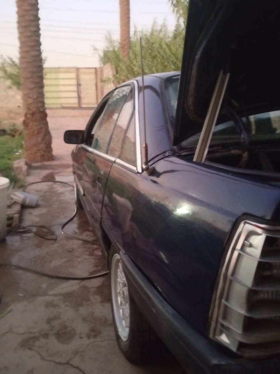 اوبل اوميكا 
موديل 89
سنويه لل29
رقم انبار  انكليزي 
هزه جديد 
كير مكينه مكفول 
سياره يرادله ترتيب شويه كشر نضيف 
كير اوتو كهربائياته يرادلهن ترتيب غرفته هم يرادله ترتيب 
***********
واتساب او اتصال
