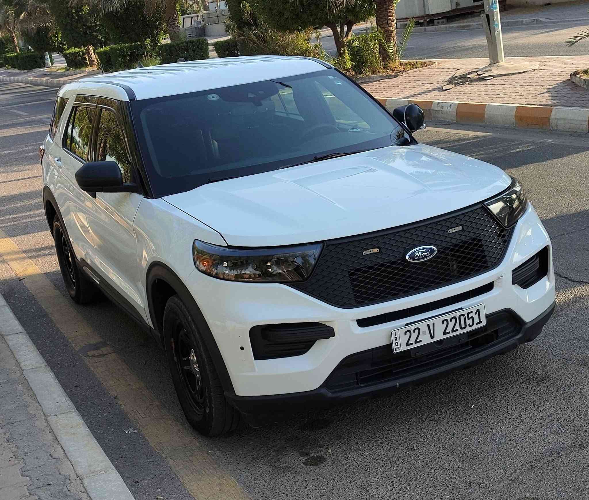 FORD EXPLORER-- 2023
سلام عليكم
فورد اكسبلور بوليسي  رقم ربيل مداور اووكاله 
ماشية ٨٠ الف 
قطعتين صبغ و باب مبدل بلادي نفس لون بدون صبغ
 بجم كبس 
6 سلندر تنفس طبيعي 
الكاميرا الخلفيه 
حساسات خلفيه
 مصابيح زينون 
 كشنات VIP منفصل 
 صورالحادث مرفقه
سعر 190
📍العنوان.ميسان 
☎️ ***********
