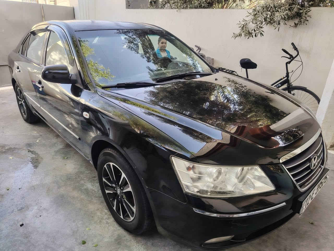 سوناتا موديل ١٠
 وارد كوري
رقم اربيل دولي
 سنويه لل ٢٨
محرك ٢٠٠٠كير تبريد مكفولات
 سياره بدون ظرر او تبديل او صبغ سياره جاهزه وحلوه
مال جناي وبلعافيه عل ياغذهه
 مكاني واسط العزيزيه *********** سعرهه اتصل وتدلل
