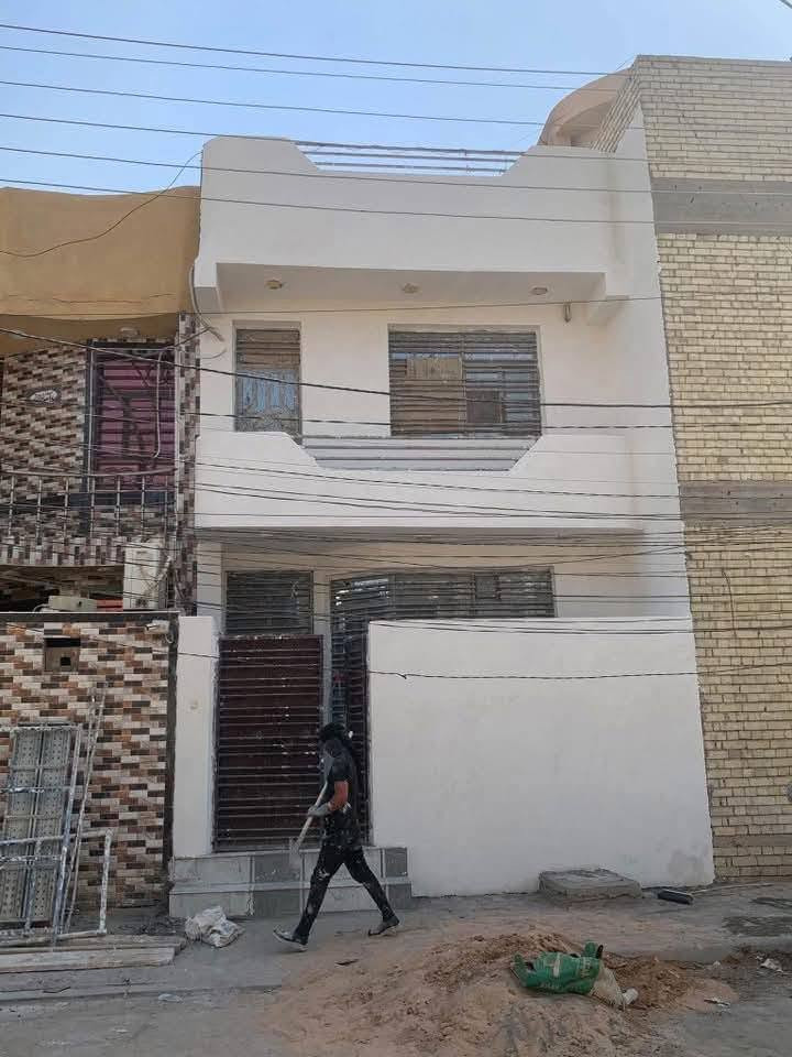 لباخ • متفرغ • هندسي