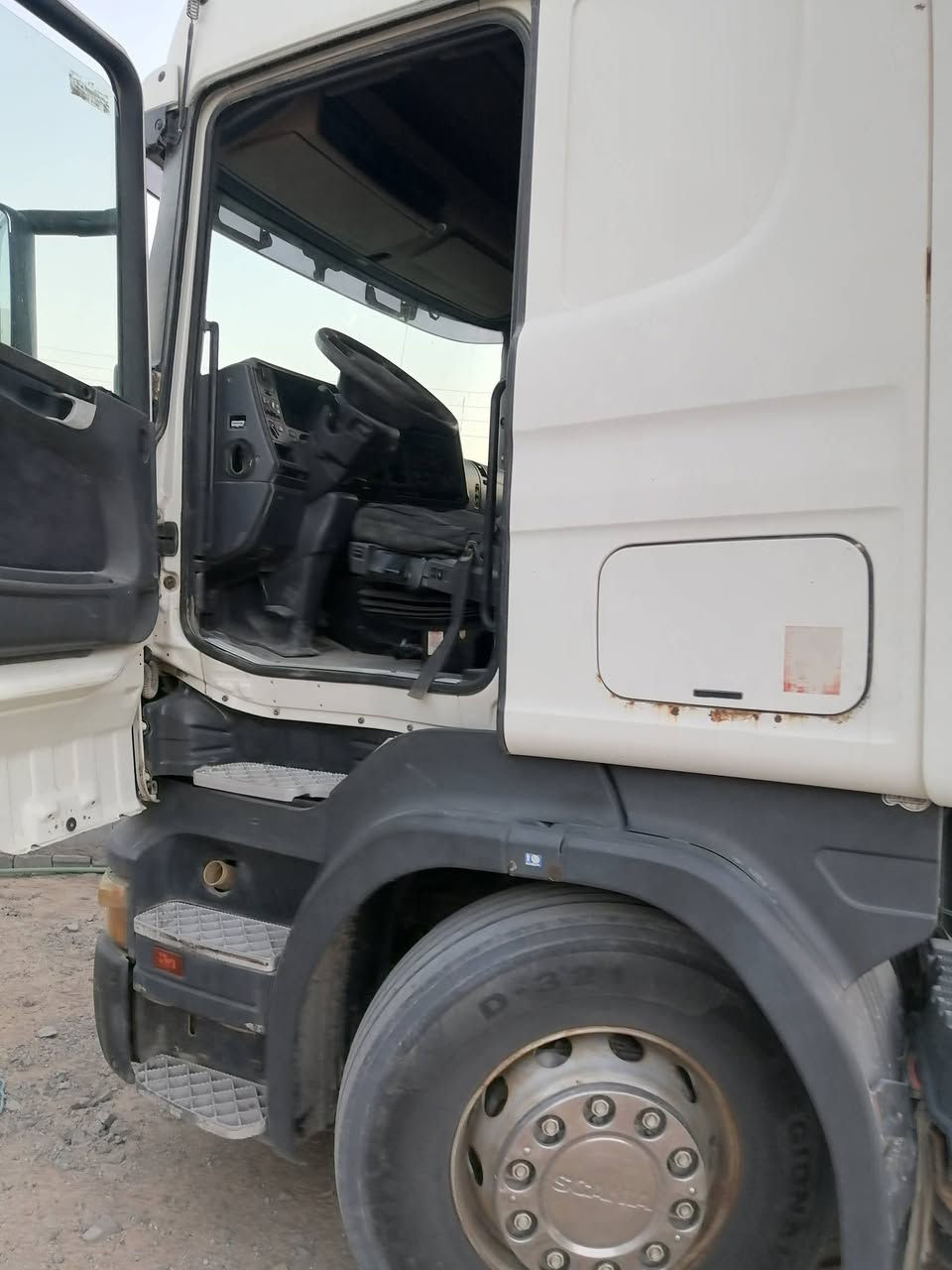 سكانيه ٢٠٠٤ جوك سيارة جاهزمربوط برادسعر١٤٠عنوان بصره هاتف *********** رقم اربيل عنوان
