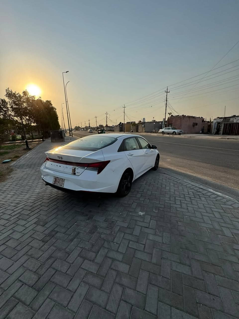السلام عليكم
الانترا خليجي 
مواصفات نت فول 
السياره رقم بصره اقساط بسم ابن عمي استقطاع مباشر باقيلهه 4 اشهر تصير حره كبل تحويل 
سياره جديده وحلوه 
تبريد  
كهربائيات مكينه كير كلشي ع وضع الشركه 
حداده جديده 
مواصفات الانترا معروفه 
مكينه 2000 دوش 
السياره بيهه جاملغ امامي جهه السايق بارد بدون فتح وجاملغ خلفي بارد خفيف ونصبغ ع كد البارد مالهه 
باقي السياره كفاله 

السعر ب 139 وبيعه مجال 
مكان السياره البصره المعقل 
***********
