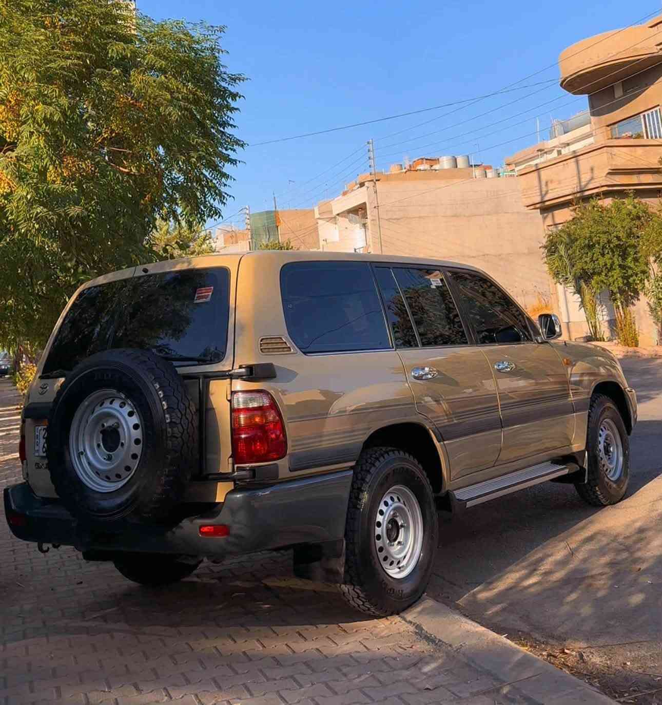 سڵاوی خواتان لێ بێ
مۆنیکا ٢٠٠٢ خاکی پاکەتی ماشاللە 📦✅

سەیارەکە تەحویل ئەسڵە بێ موشکیلە 

تەقەو ڕەقەو جوکەی تیا نییە 

سەیارەکە بێ بۆیاخ بێ سارد بێ چاڵ نموونە لە جوانی سفر سفر

بەشەرتی هەموو شتێ ئەی فرۆشم ماڵی دۆستە 

سەیارەکە هەر لە گێڕوو ئەکسلوو مەکینەی ماشااللە ئەوێ 

هەتا پاوەریشی بیلادە 
 تایەو ویلی لۆک لۆک ، تازە گۆڕیوومە خۆم هەر ٥ ی دەنلوبی عەسڵە

کوشنە کانی وەک بیلاد ماونەتەوە سەقفی نەکەو تووە 

زبری سووکانی ماوە نموونە نموونە لە جوانی

فەخمی تۆیۆتا خاکی 

بۆ سعر تەلەفون بۆ خۆم بکەن ئیشااللە بە نسیبی ئەوە ئەبێ 

کە حەزی لێیەتی 

 *********** 

لە خزمەتانام 

ئادمین🌹♥️.
